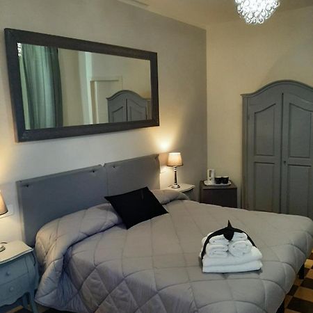 B&B Principe Calaf 3 卢卡 外观 照片