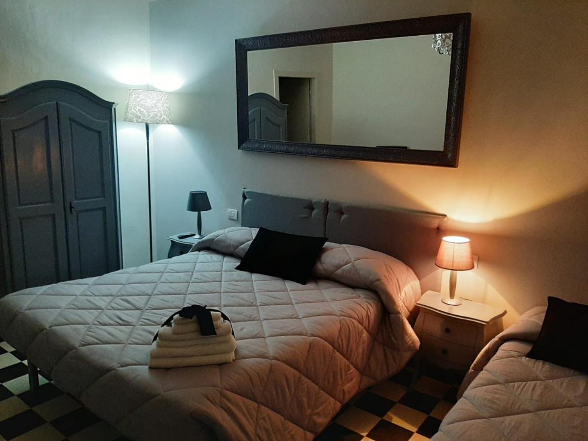 B&B Principe Calaf 3 卢卡 外观 照片
