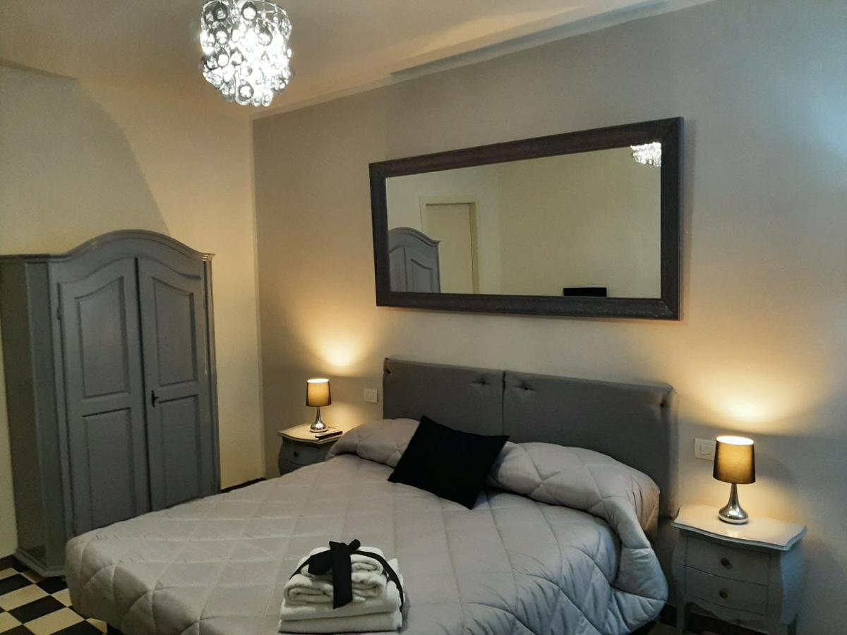 B&B Principe Calaf 3 卢卡 外观 照片
