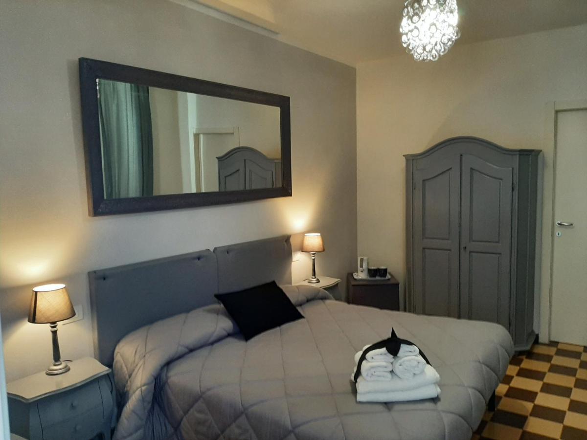 B&B Principe Calaf 3 卢卡 外观 照片