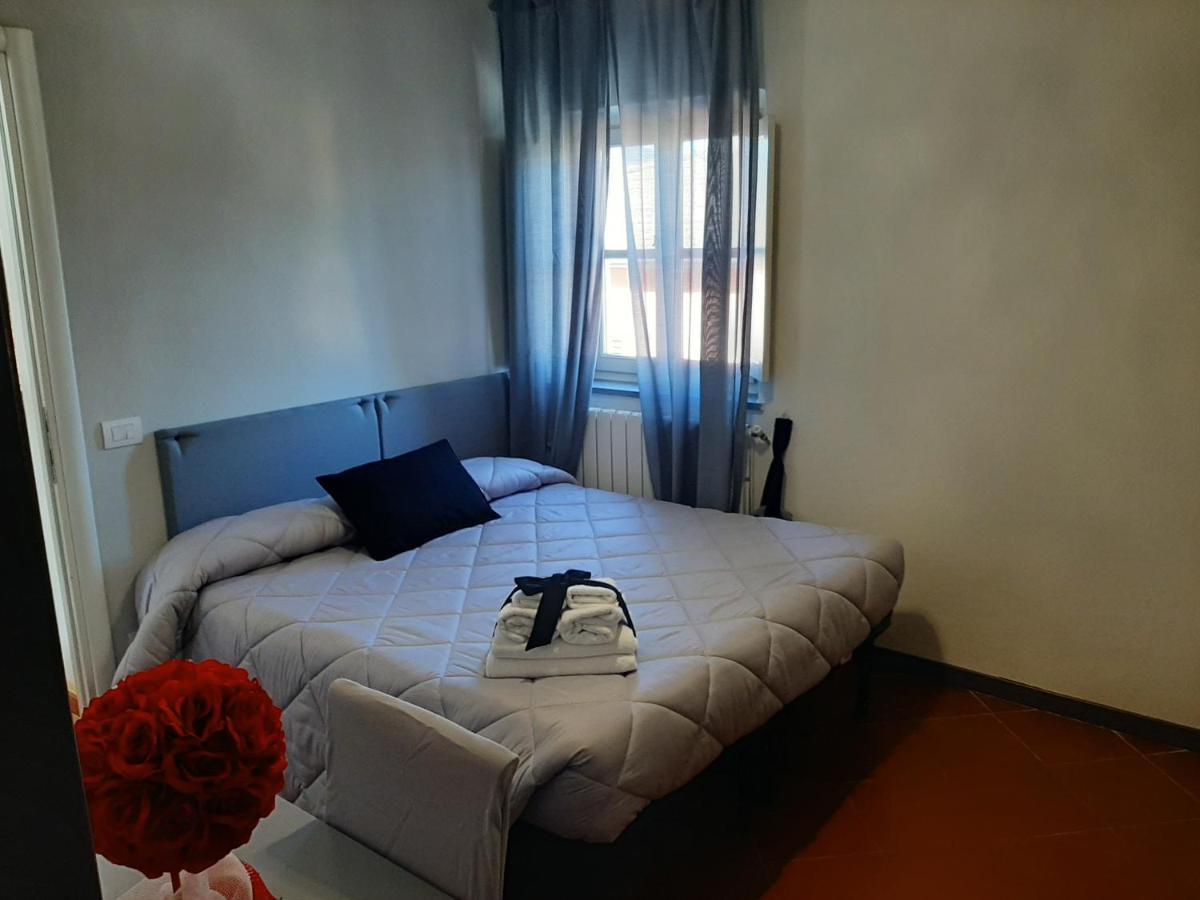 B&B Principe Calaf 3 卢卡 外观 照片