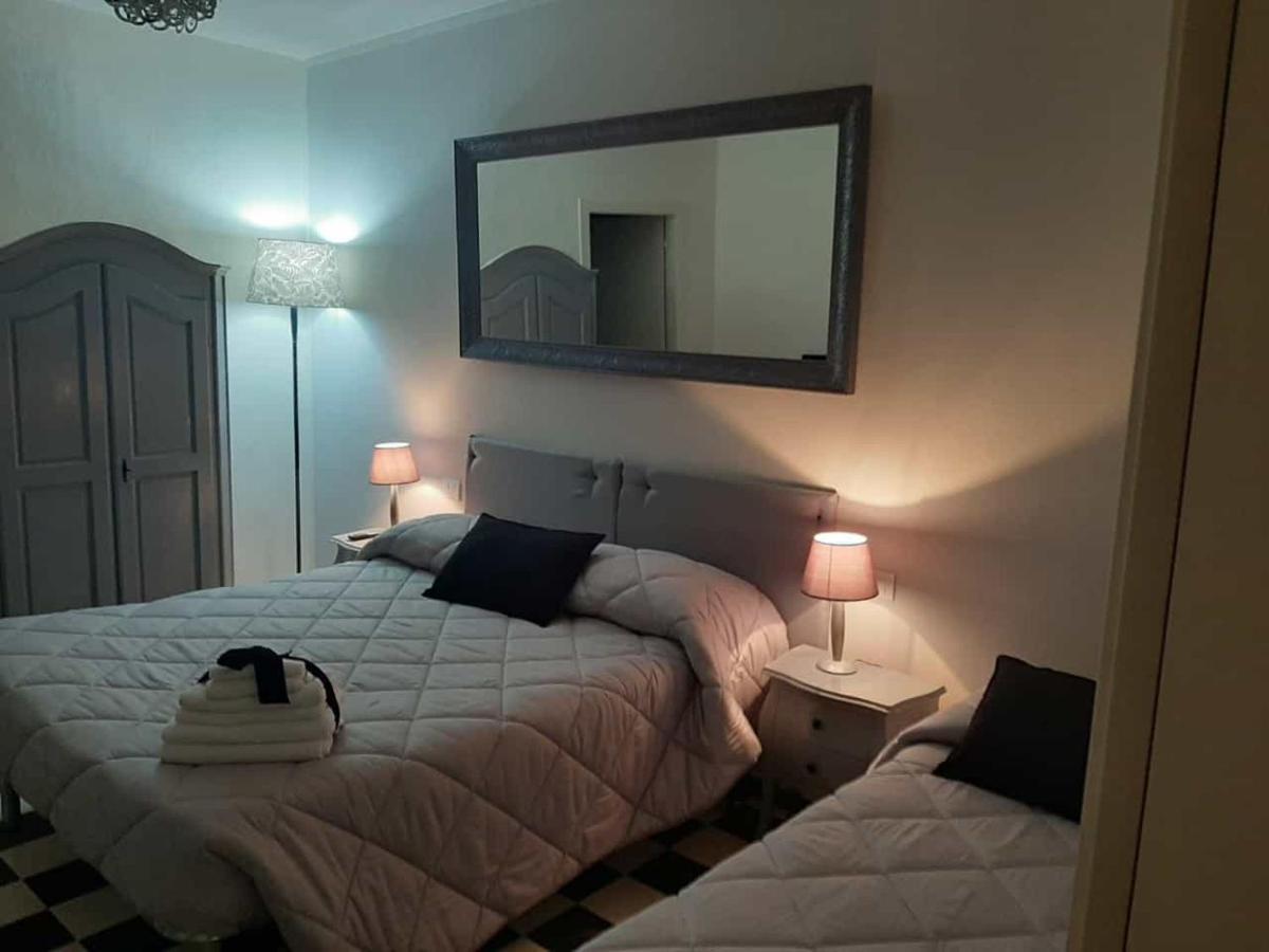 B&B Principe Calaf 3 卢卡 外观 照片