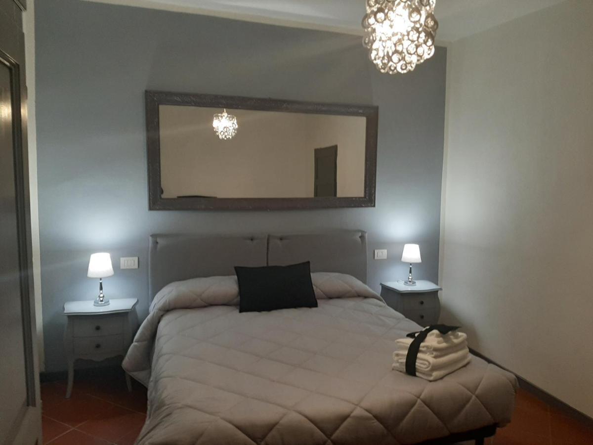 B&B Principe Calaf 3 卢卡 外观 照片