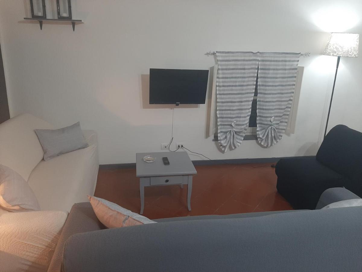 B&B Principe Calaf 3 卢卡 外观 照片