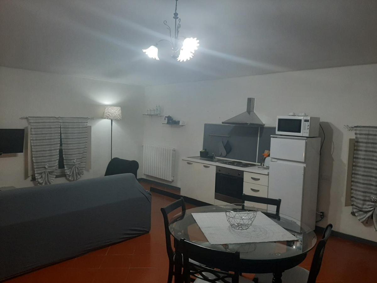 B&B Principe Calaf 3 卢卡 外观 照片