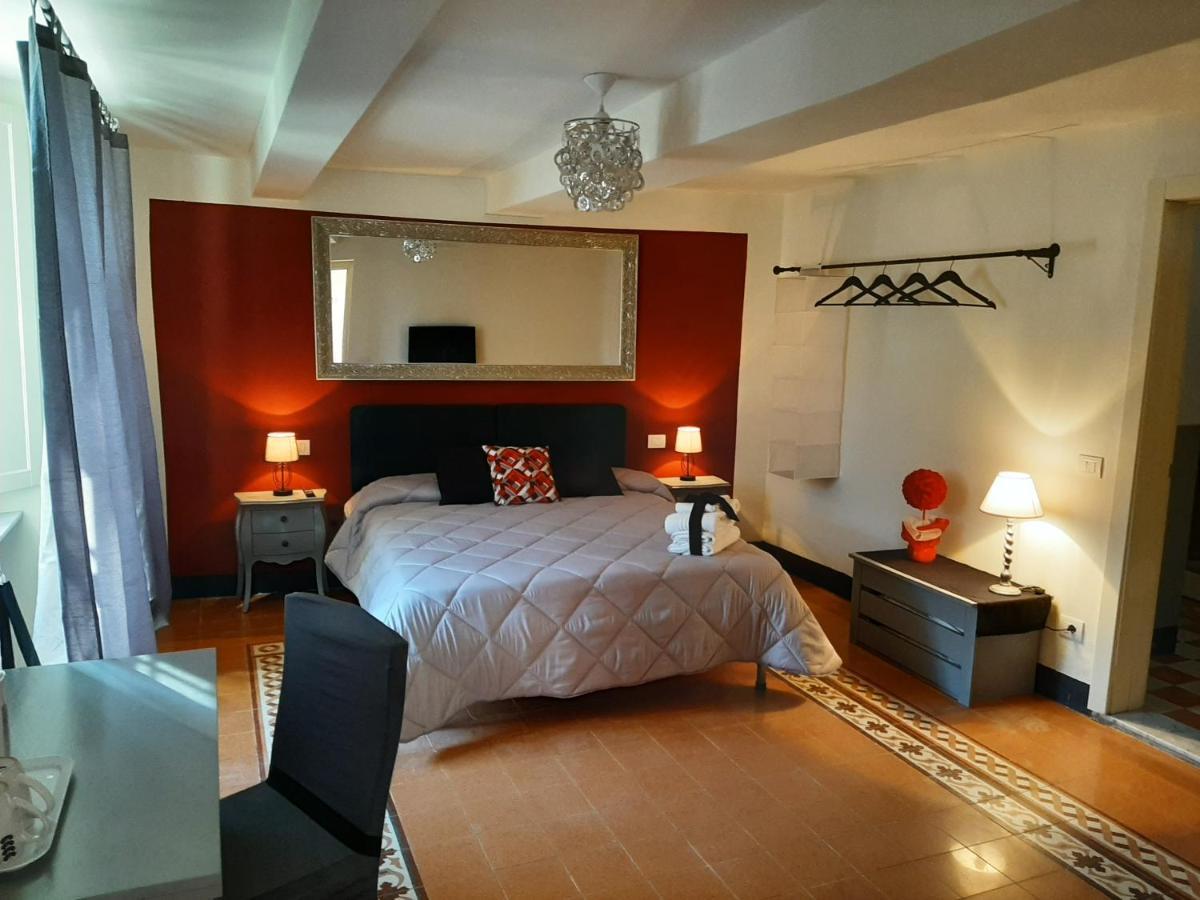 B&B Principe Calaf 3 卢卡 外观 照片