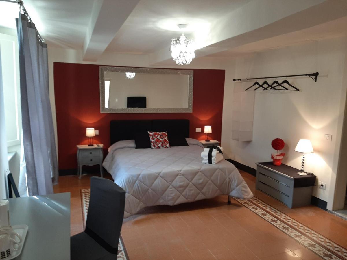 B&B Principe Calaf 3 卢卡 外观 照片