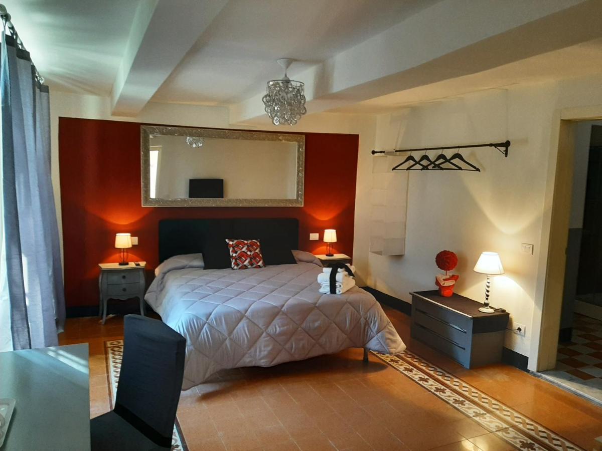 B&B Principe Calaf 3 卢卡 外观 照片