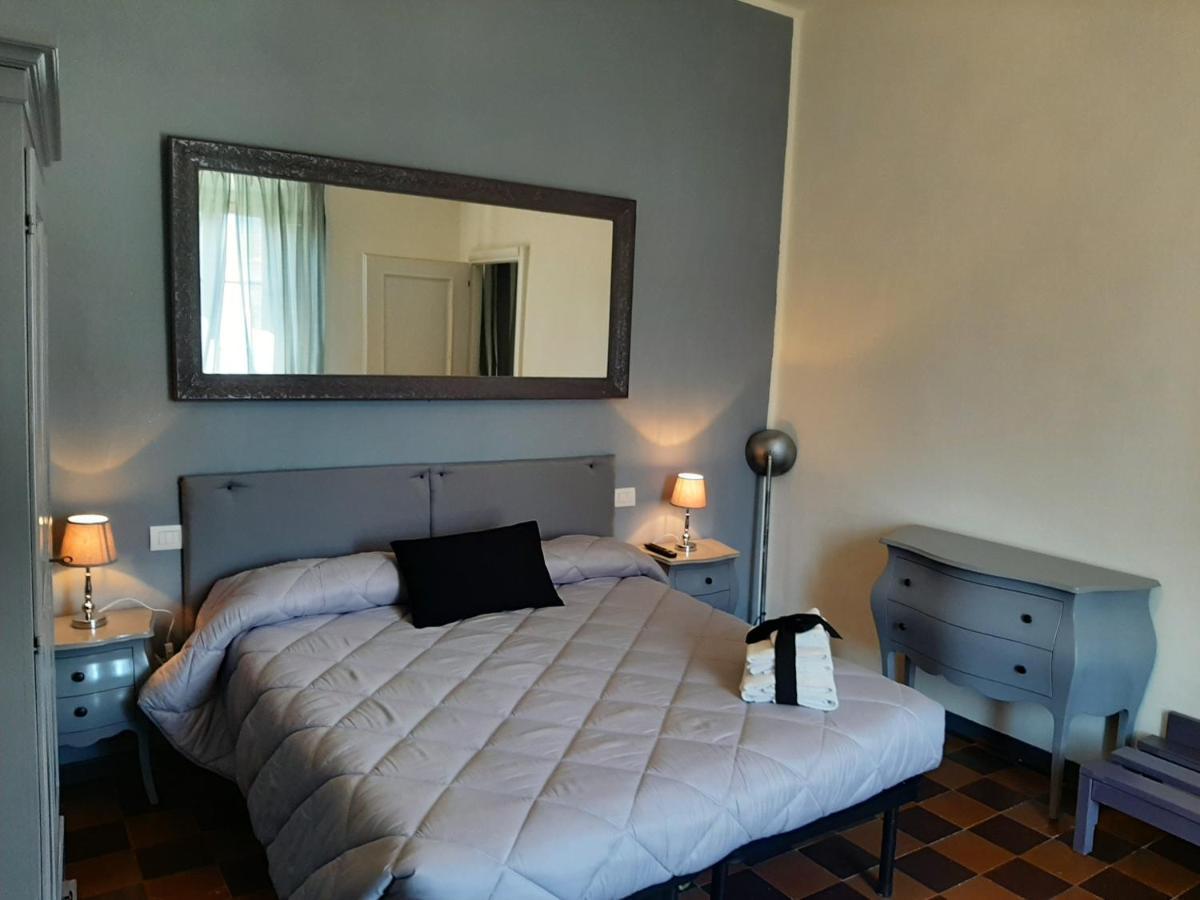 B&B Principe Calaf 3 卢卡 外观 照片